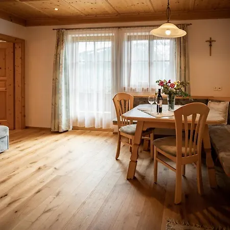 Apartmenthaus Gutwenger Innervillgraten Exterior photo