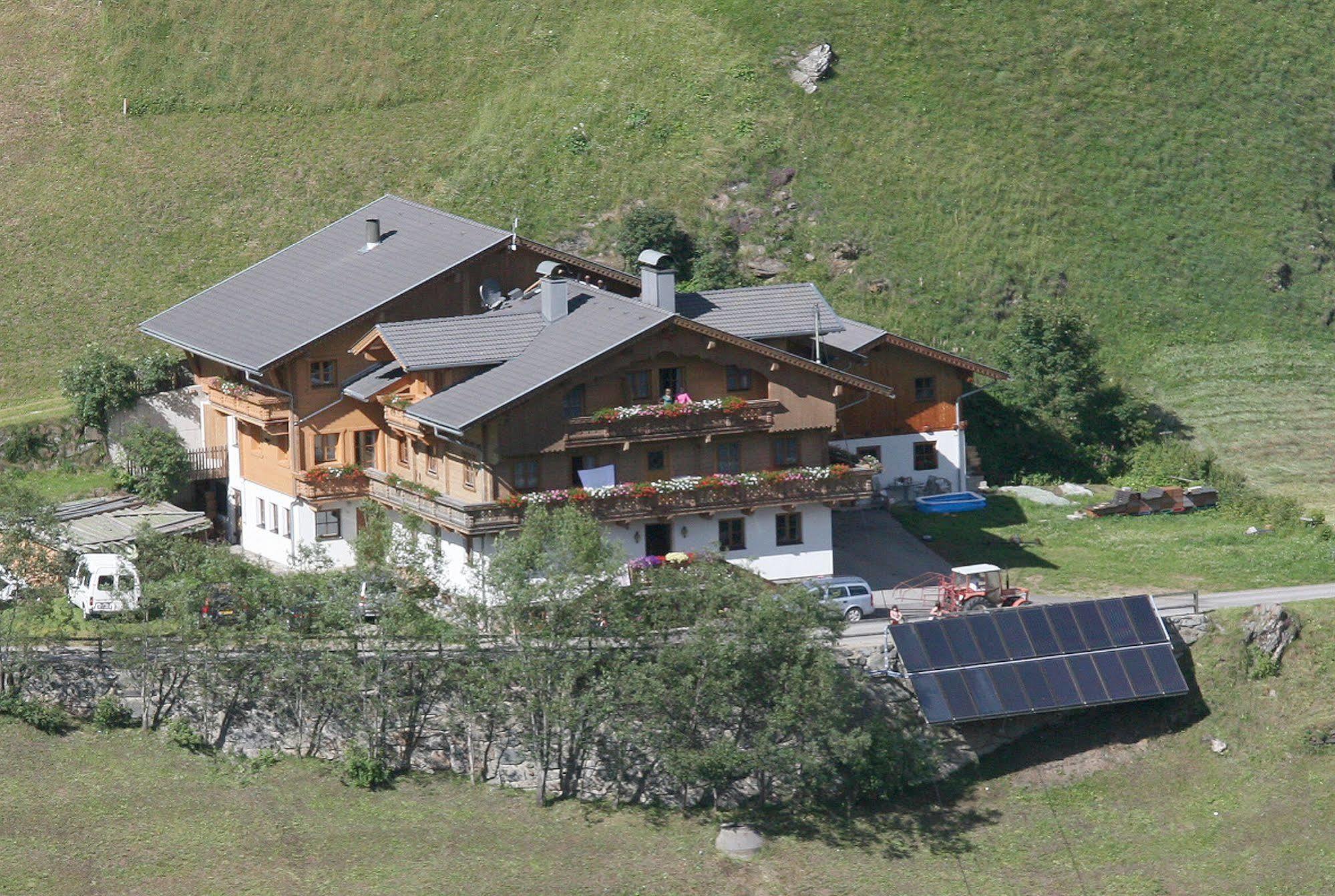 Apartmenthaus Gutwenger Apartment Innervillgraten